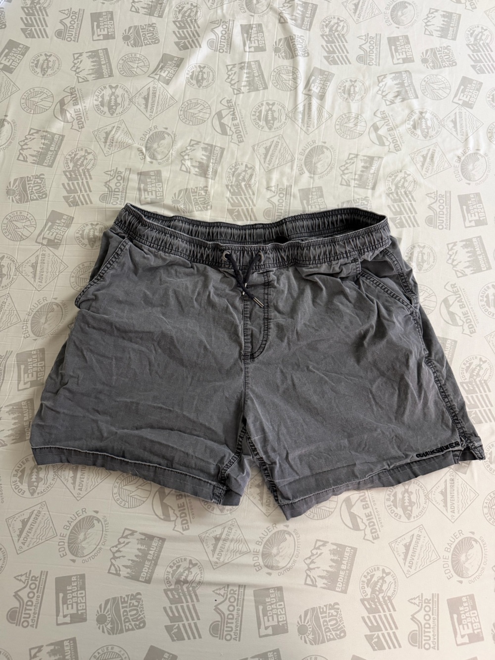 QUICKSILVER Men’s XL waist grey chino shorts Elastic Waist Cut Off Small rip